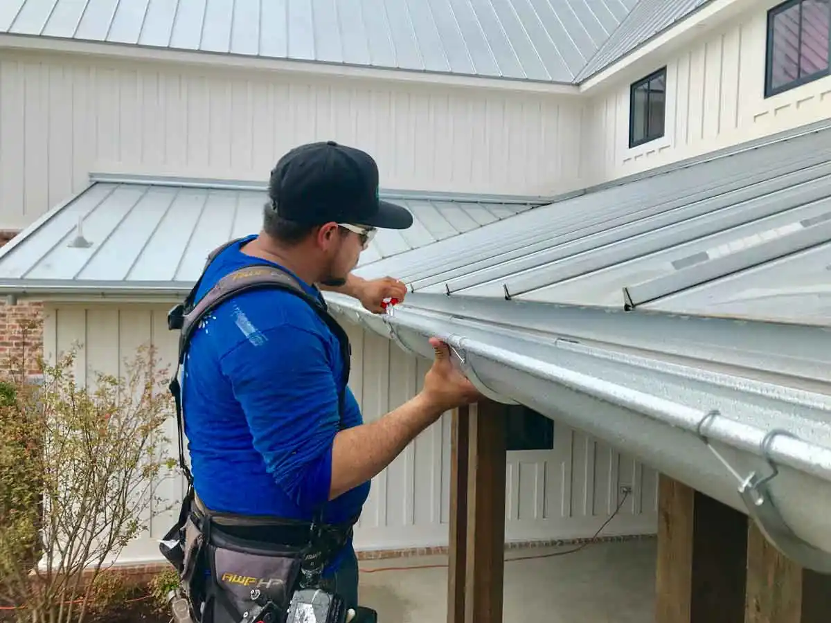 Gutter Repair - Professional roofing services by ABC Contractor LLC
